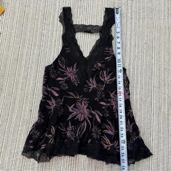 Free People Saturn Cutout Tunic Tank Top - Picture 4 of 7